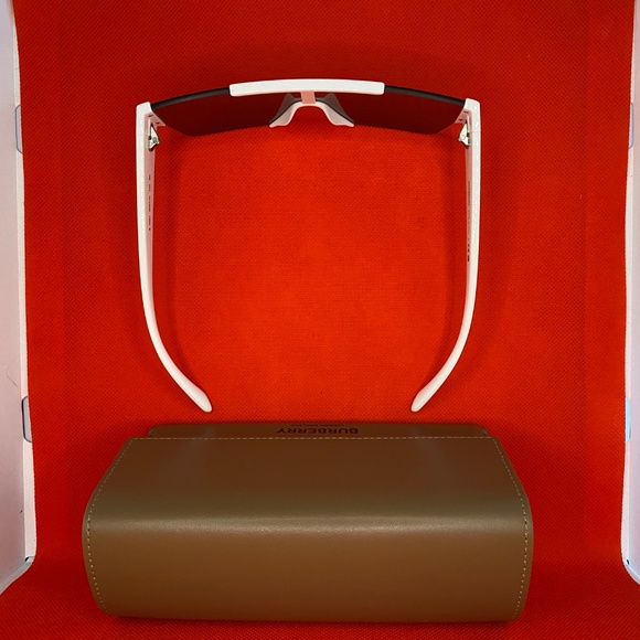 NEW Burberry BE4291 White Sunglasses - Picture 10 of 15